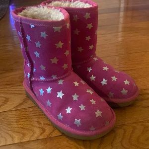 UGG Fuscia with Stars